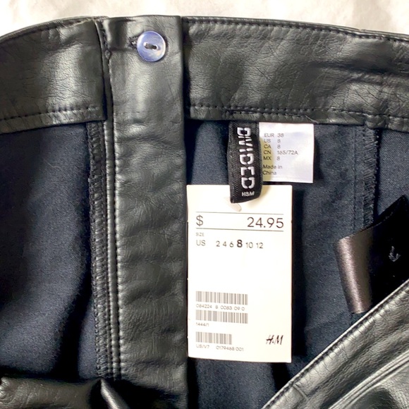 H&M Faux Leather Mini w/ Zippers | S 8 (Fit 2-4) - Picture 6 of 8